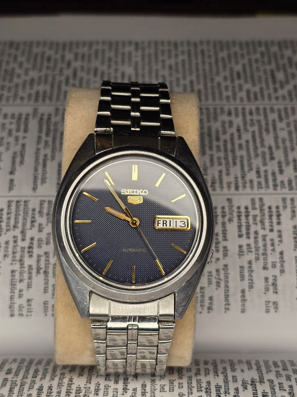 Seiko 5 Day-Date